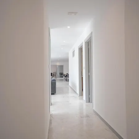 The Grand House Apartment