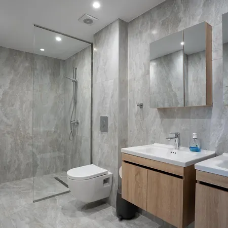 The Grand House Apartment *